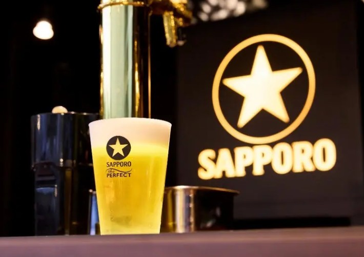 삿포로 블랙라벨 맥주 350ml × 24캔 무료배송 – 성숙한 여운, 정통의 깊이. 어른의 맥주