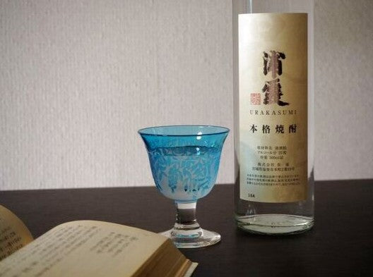 우라카스미 카스토리 소주 (사케카스 소주) 500ml 무료배송 - 화려한 향과 은은한 단맛의 명품 소주