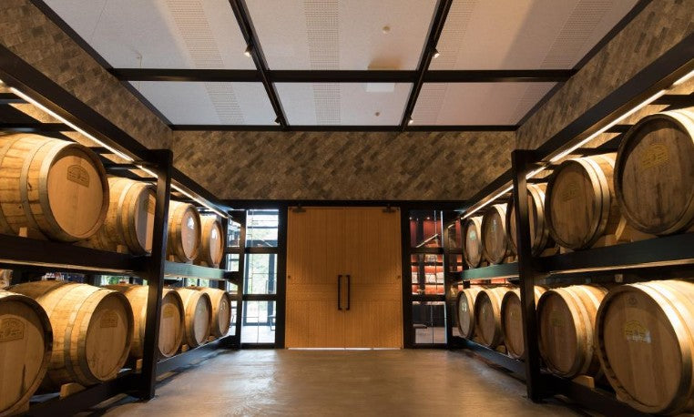 유메히비키 숙성 우메슈 720ml 20도 무료배송 - 3년 이상의 깊은 숙성과 오크 감각이 만드는 정갈한 여운