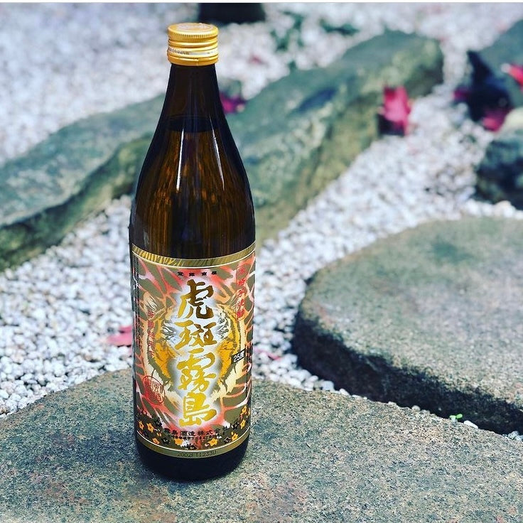 토라후 (호반: 호랑이 무늬) 키리시마 고구마 소주 25도 900ml 무료배송