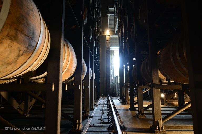 코하쿠노 유메 25도 1.8L 무료배송 – 통숙성으로 완성된 깊고 부드러운 보리소주