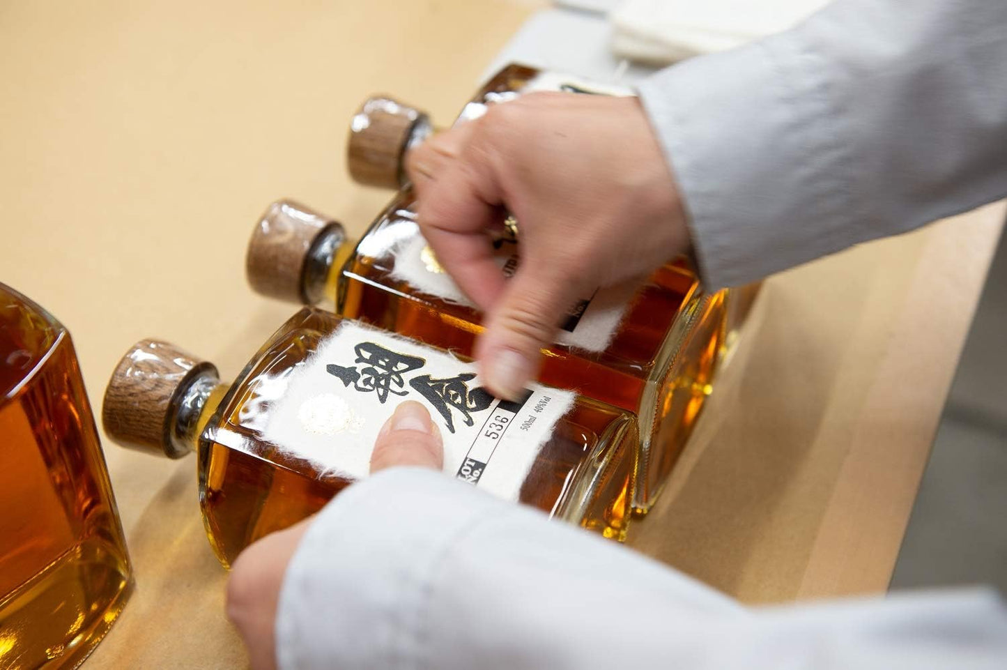 아사쿠라 오크통 8년 숙성 보리소주 리큐르 40도 500ml 무료배송 – 깊고 달콤한 오크 향