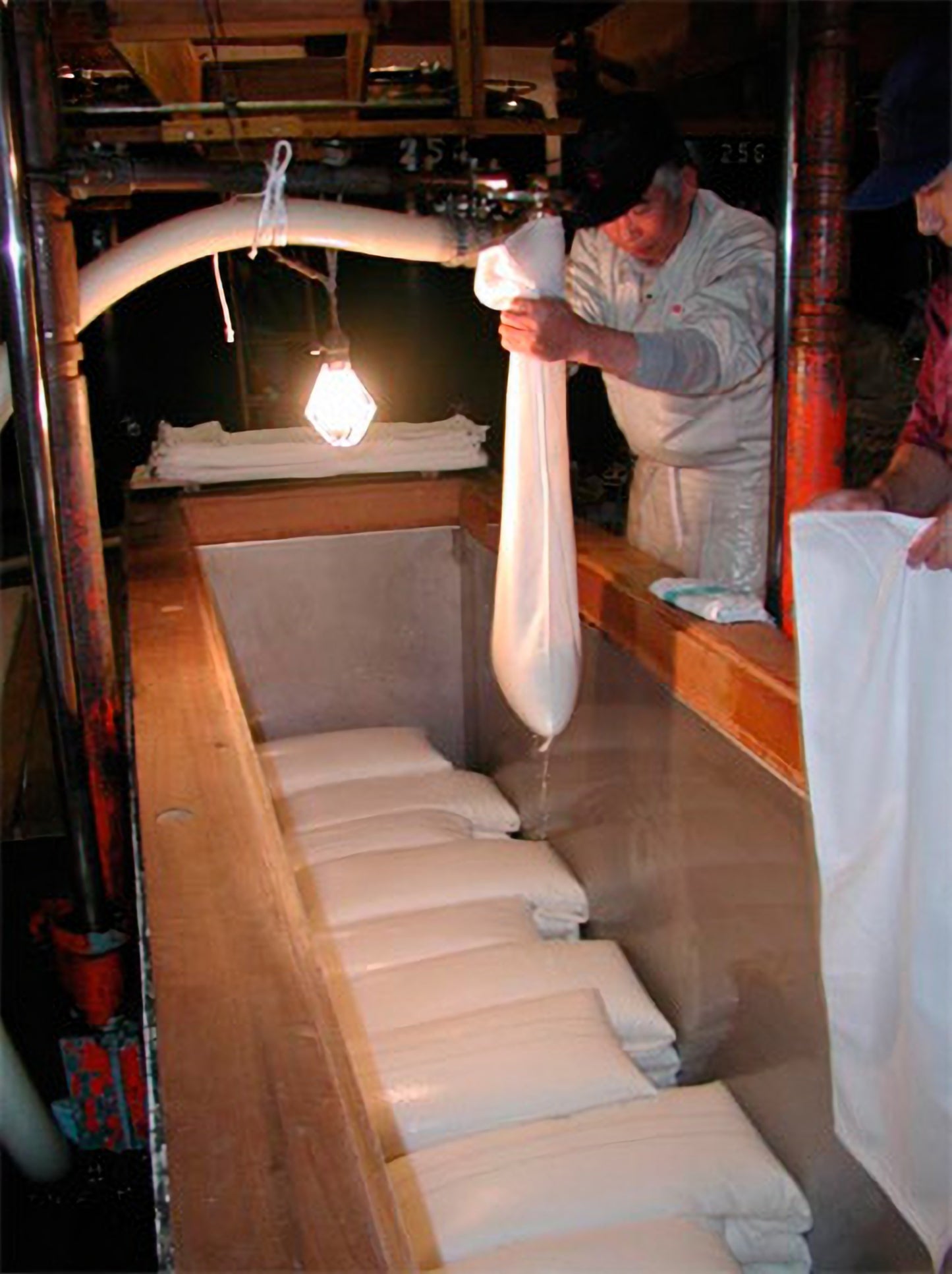 이고쏘 골드라벨 43도 720ml 쌀 소주 무료배송 - 토사의 자존심, 10년 숙성 프리미엄 쌀 소주