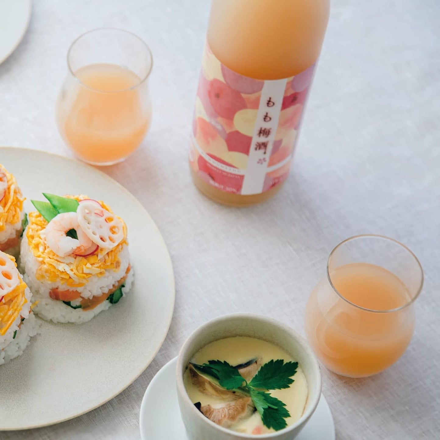 오제키 모모 매실주 720ml 8.5% 무료배송 – 백봉 복숭아와 남고매의 우아한 과즙 조화