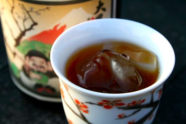 에비스 대흑 복매 후쿠우메 우메슈 720ml 12.4% 무료배송 – 복을 상징하는 대흑신이 미소 짓는 깊은 맛의 프리미엄 흑설탕 숙성 매실주