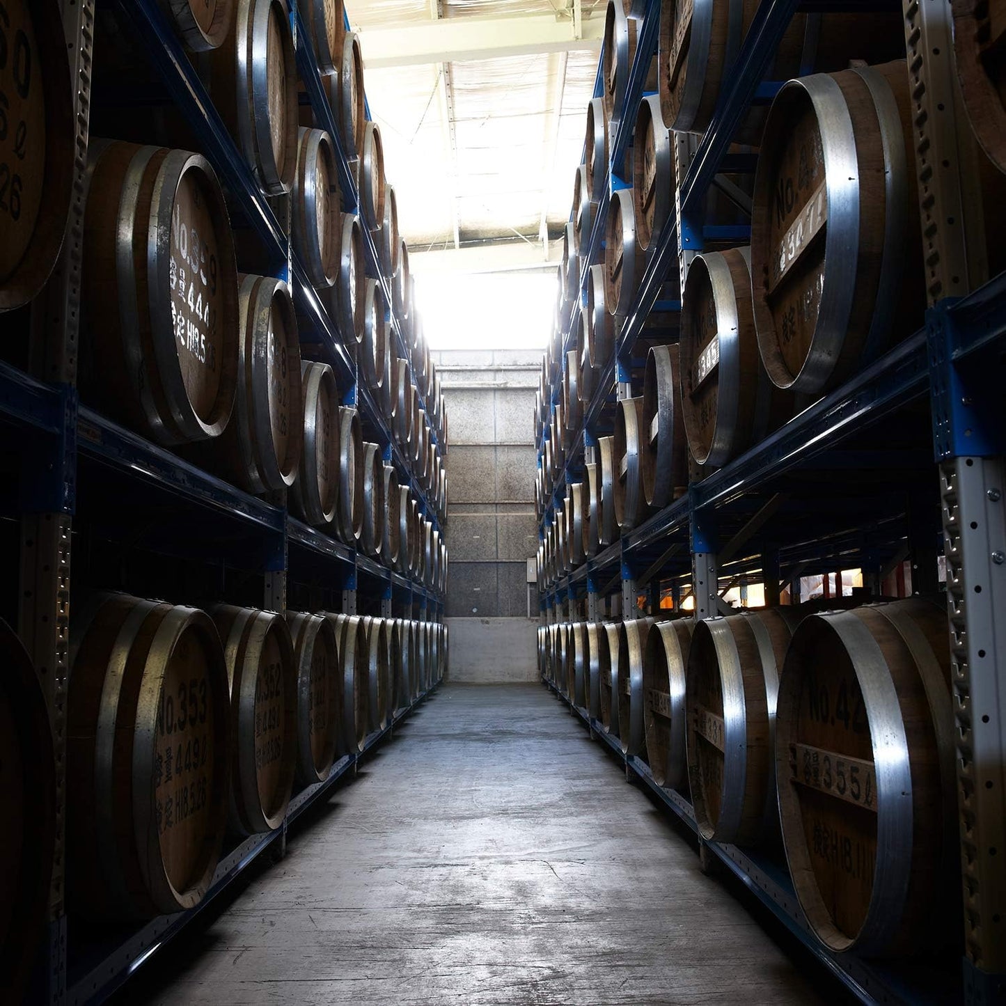 긴레이 금시로 1.8L 25도 무료배송 - 삼중 통 숙성의 부드러움과 고급 향을 담은 프리미엄 쌀소주