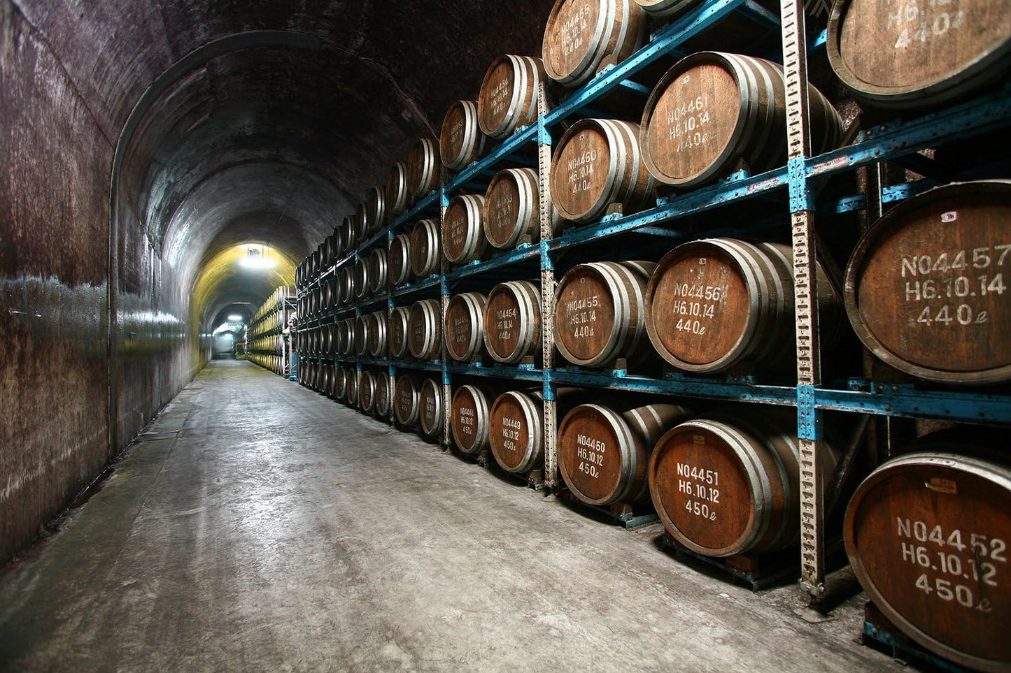 쿠로우마 (히무카노) 오크통 장기숙성 냉각 여과 고급 프리미엄 보리 소주 25도 900ml 무료배송