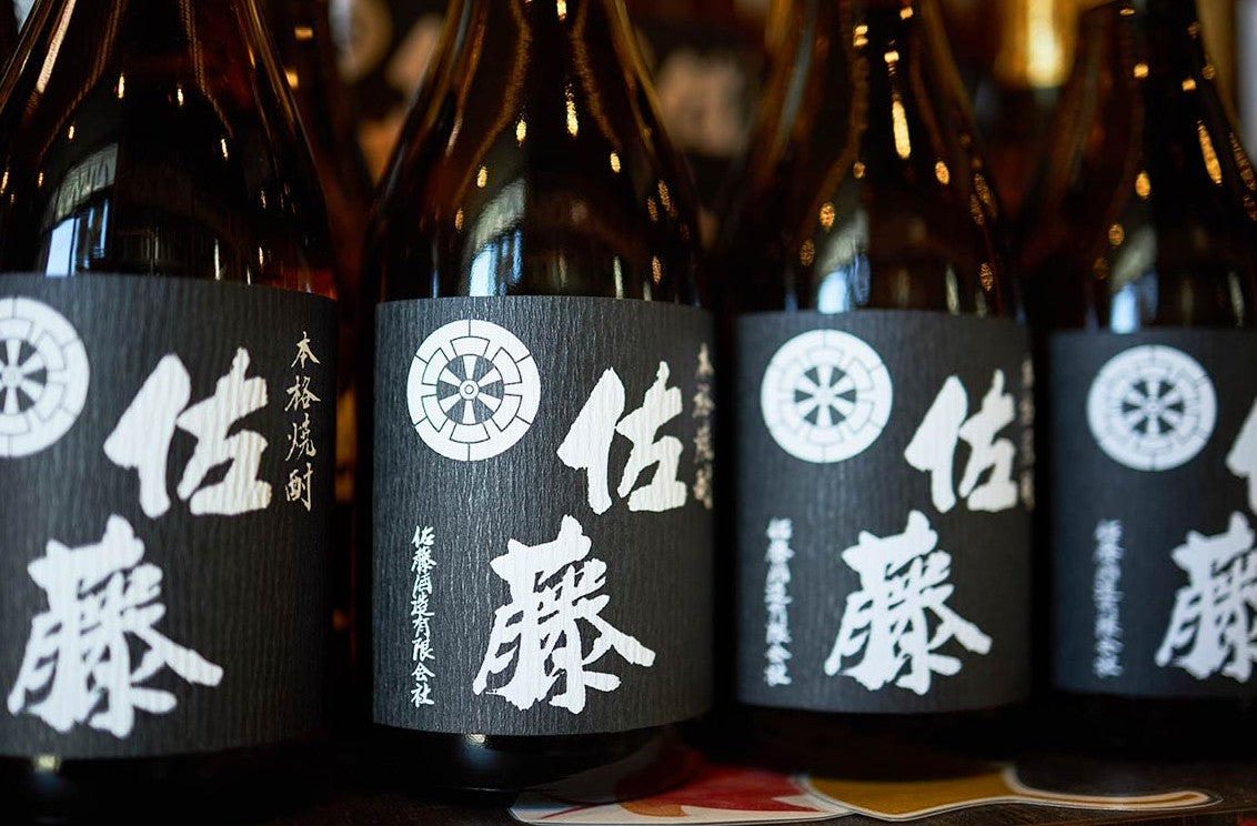 사토 쿠로 고구마 소주 25도 1.8L 무료배송  – 깊은 여운과 감동을 담은 고구마 소주의 정점