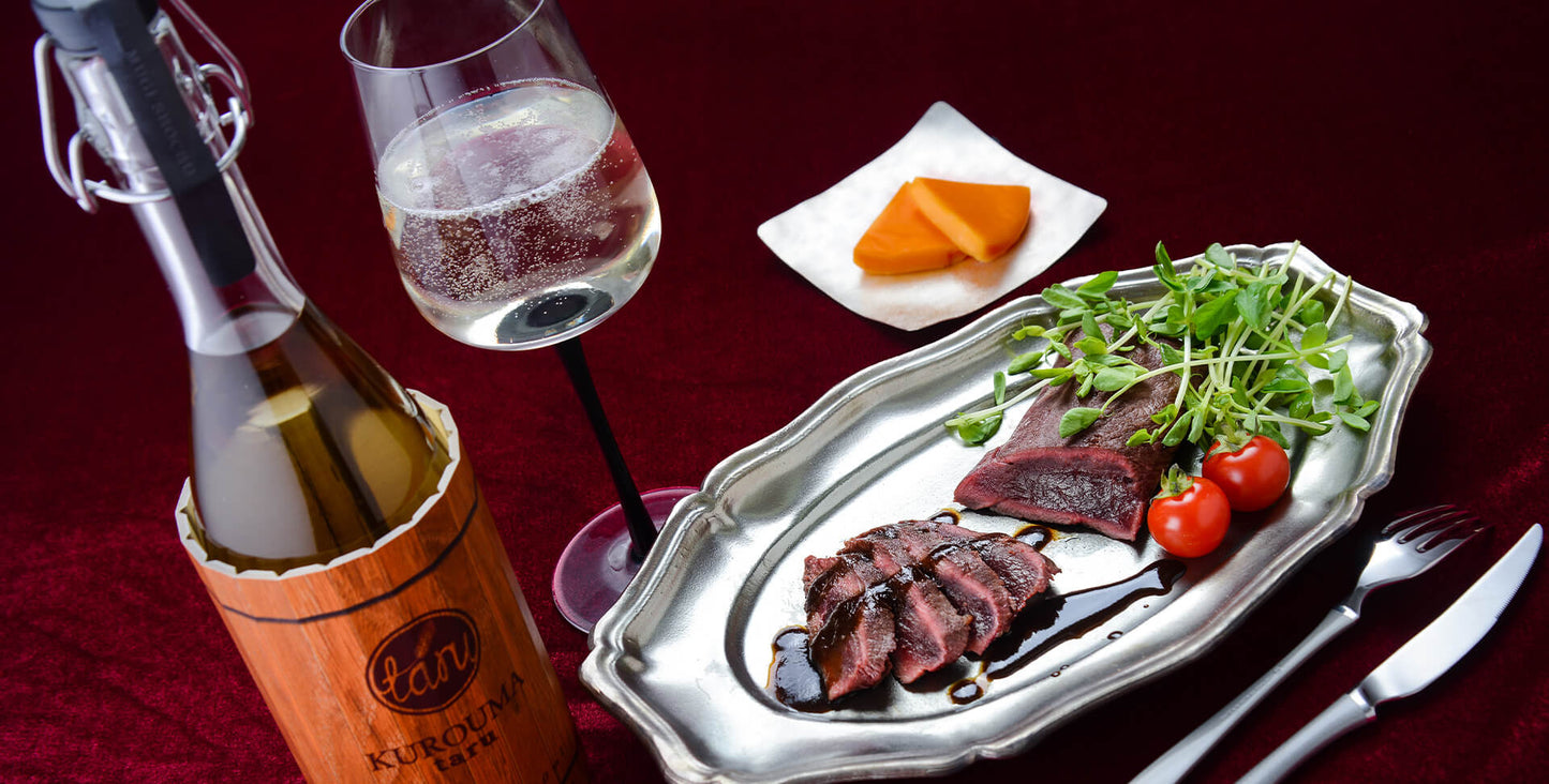 쿠로우마(검은말) 타루(오크통) 프리미엄 장기숙성 보리 소주 40도 720ml 무료배송