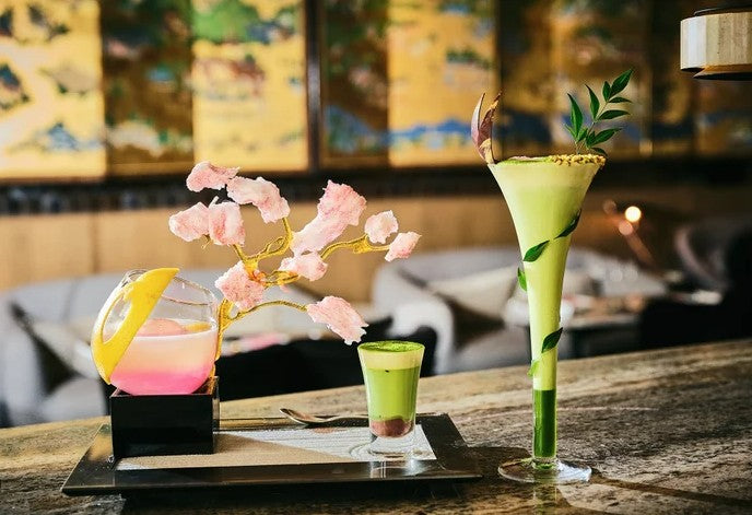 산토리 KANÁDE 벚꽃 700ml 20도 무료배송 - 봄의 향기를 담은 일본식 벚꽃 리큐르