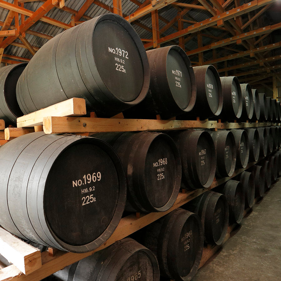 이키 슈퍼 골드 33도 — 화이트오크 숙성 보리소주 720 ml 무료배송